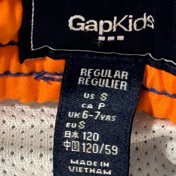 Gap Swim Trunks- Kids Size S (6-7 yrs) - Picture 14 of 16